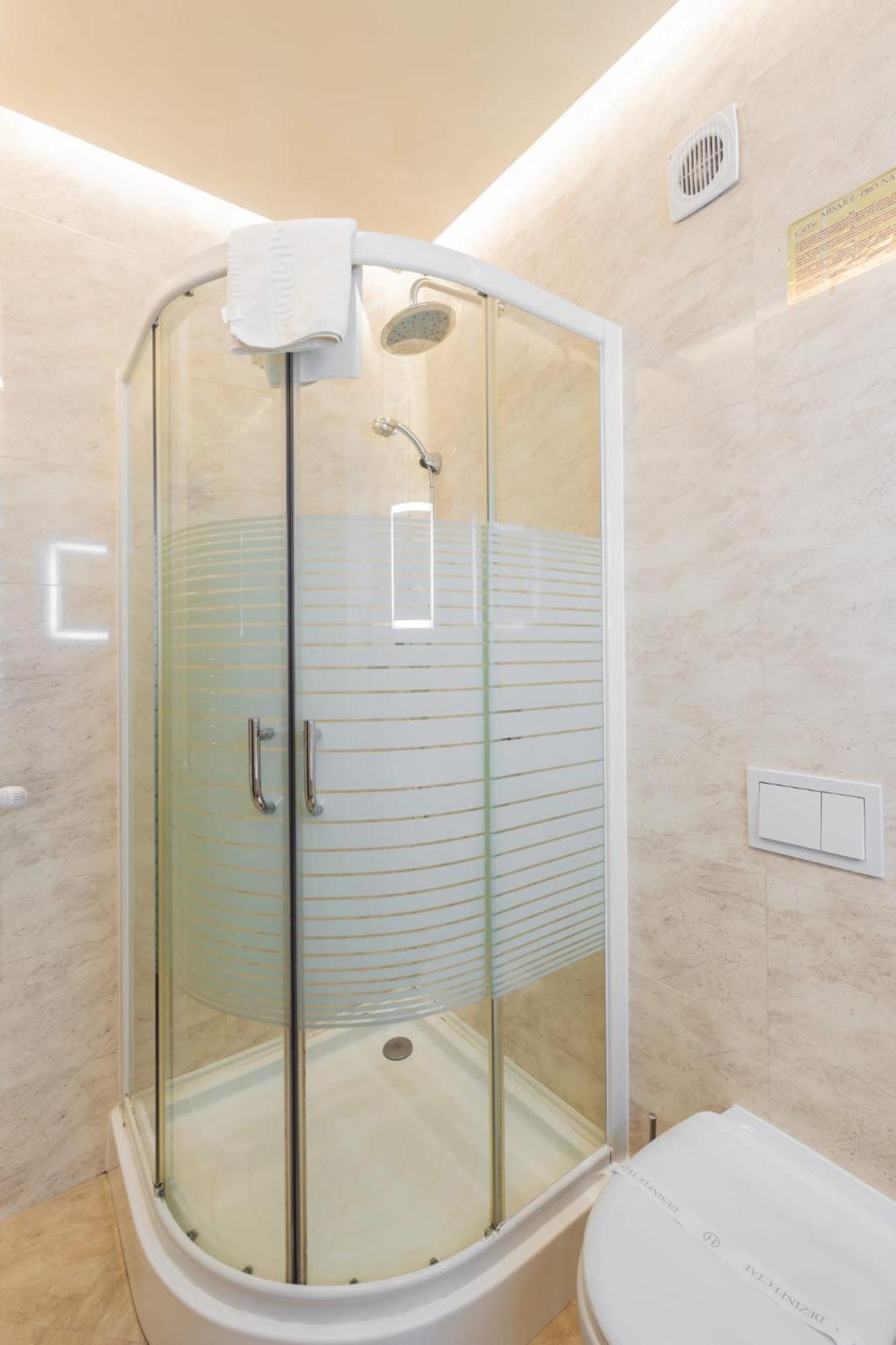 Hotel Carol - Ватра-Дорней Екстер'єр фото
